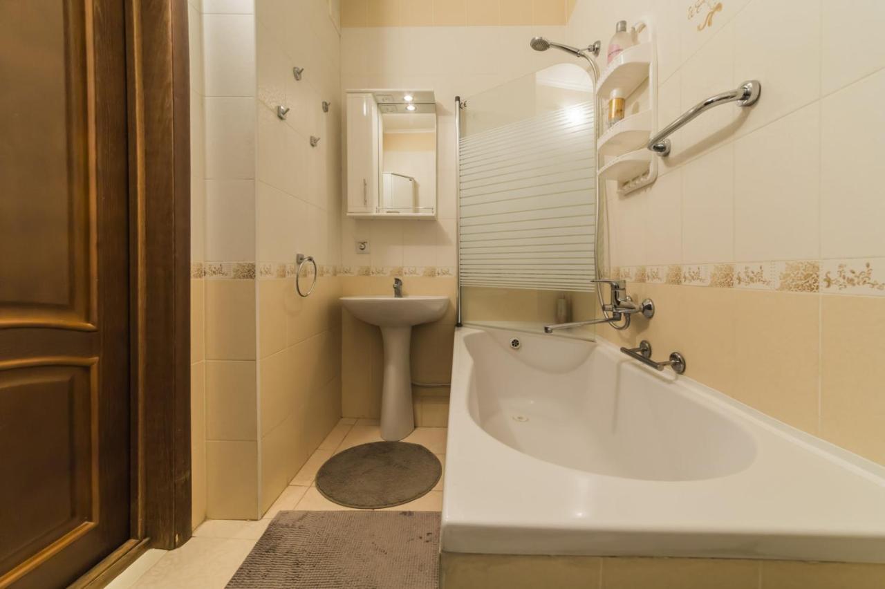 1 Поверх Ж К Паркові Озера Метро Дарниця Apartment Kyiv Exterior photo