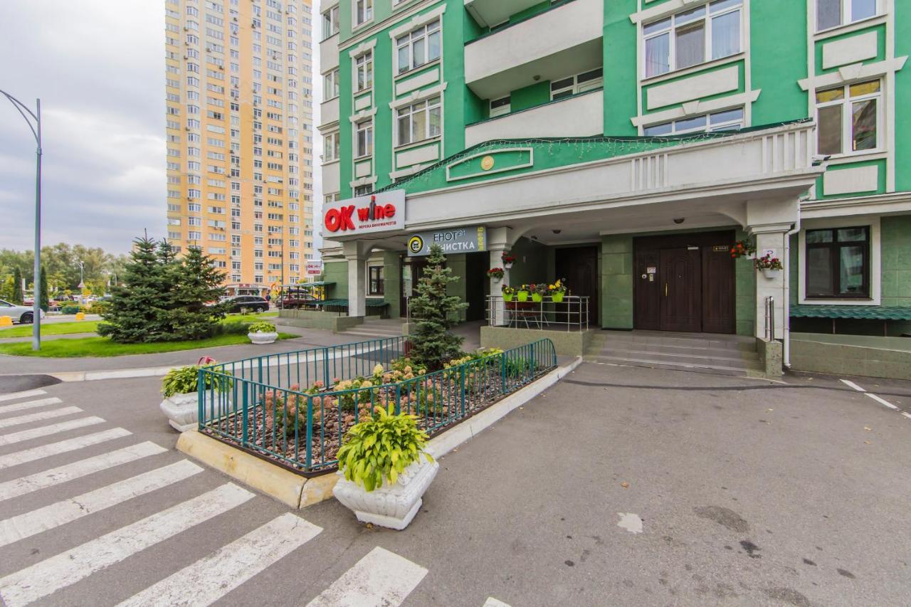 1 Поверх Ж К Паркові Озера Метро Дарниця Apartment Kyiv Exterior photo