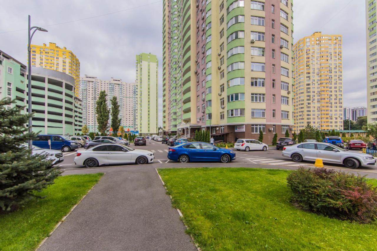 1 Поверх Ж К Паркові Озера Метро Дарниця Apartment Kyiv Exterior photo